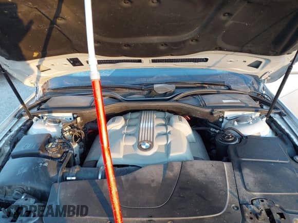 2003 BMW 7 Series 745i с VIN WBAGL63403DP64514, выставлен на аукционе IAAI как лот 41045246 с пробегом 111 000 миль миль и . История ставок и продаж доступна на DreamBid. Изображение 10.