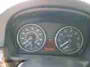 2006 BMW 3 Series 330i с VIN WBAVB33516PS10502, выставлен на аукционе Copart как лот 89643345 с пробегом 131 619 миль миль и Чистый • Clean title. История ставок и продаж доступна на DreamBid. Изображение 9.