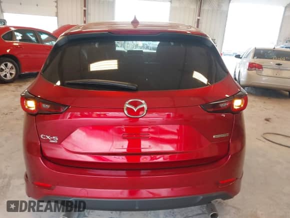 2024 Mazda CX-5 S Select z VIN JM3KFBBL6R0423194, wystawiony jako IAAI lot #42870502 z przebiegiem 15 987 mil mil oraz . Historia ofert i sprzedaży dostępna na DreamBid. Obrazek 16.