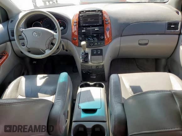 2010 Toyota Sienna XLE с VIN 5TDYK4CC9AS342491, выставлен на аукционе Copart как лот 84887455 с пробегом 241 451 миль миль и Списание • Salvage title. История ставок и продаж доступна на DreamBid. Изображение 8.