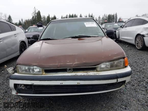 1990 Honda Accord LX z VIN JHMCB7658LC087442, wystawiony jako IAAI lot #41237681 z przebiegiem 215 972 mil mil oraz . Historia ofert i sprzedaży dostępna na DreamBid. Obrazek 11.