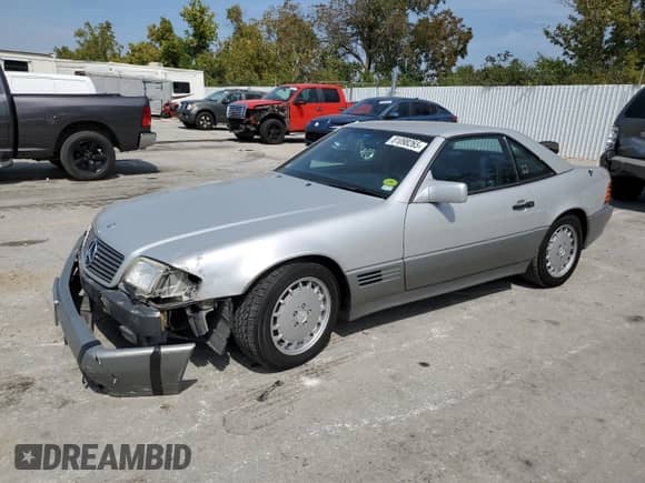 1991 Mercedes-Benz 500 с VIN WDBFA66E1MF024936, выставлен на аукционе Copart как лот 81098265 с пробегом 76 236 миль миль и Списание • Salvage title. История ставок и продаж доступна на DreamBid. Изображение 1.