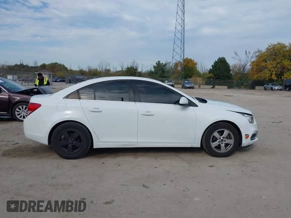 2016 Chevrolet Cruze LT с VIN 1G1PE5SB2G7105662, выставлен на аукционе IAAI как лот 43483439 с пробегом 138 417 миль миль и . История ставок и продаж доступна на DreamBid. Изображение 13.