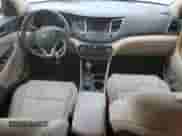 2017 Hyundai Tucson SE с VIN KM8J23A44HU579348, выставлен на аукционе Copart как лот 69287725 с пробегом 95 675 миль миль и Чистый • Clean title. История ставок и продаж доступна на DreamBid. Изображение 8.