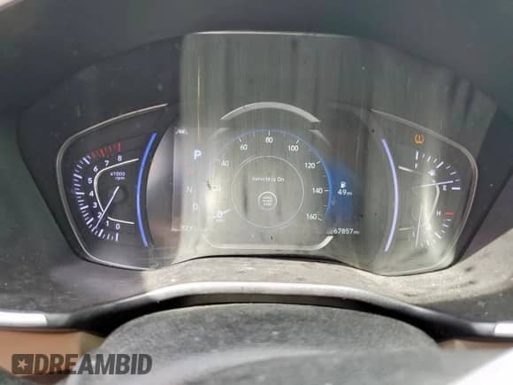 2020 Hyundai Santa Fe SEL с VIN 5NMS33AD7LH165485, выставлен на аукционе Copart как лот 83984405 с пробегом 67 857 миль миль и Списание • Salvage title. История ставок и продаж доступна на DreamBid. Изображение 9.