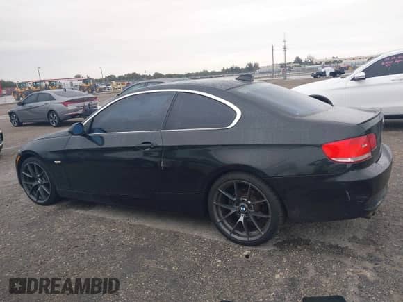 2007 BMW 3 Series 328i with VIN WBAWB33597PV71577, listed as a IAAI auction lot 41368831 with 217,639 mi miles and . Bid and sale history available at DreamBid. Image 14.