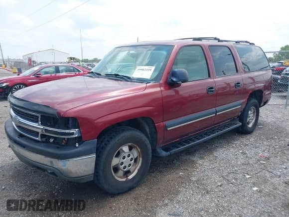 2002 Chevrolet Suburban LT с VIN 1GNFK16Z92J339067, выставлен на аукционе IAAI как лот 39902339 с пробегом 259 973 миль миль и . История ставок и продаж доступна на DreamBid. Изображение 18.