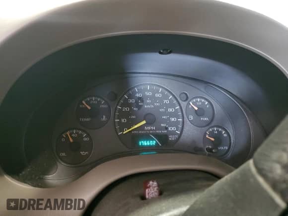 2001 Chevrolet S-10 LS with VIN 1GCCS195318198944, listed as a Copart auction lot 62901305 with 176,602 mi miles and Clean title. Bid and sale history available at DreamBid. Image 9.