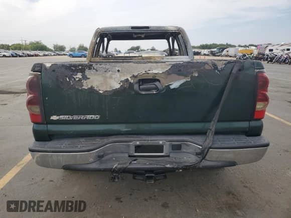 2006 Chevrolet Silverado 1500 LT1 с VIN 2GCEC19V561268606, выставлен на аукционе Copart как лот 71517665 с пробегом 172 854 миль миль и Списание • Salvage title. История ставок и продаж доступна на DreamBid. Изображение 6.