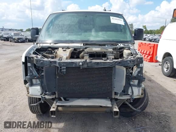2018 Chevrolet Express Cargo с VIN 1GCWGAFPXJ1173441, выставлен на аукционе IAAI как лот 43381026 с пробегом 102 032 миль миль и . История ставок и продаж доступна на DreamBid. Изображение 12.
