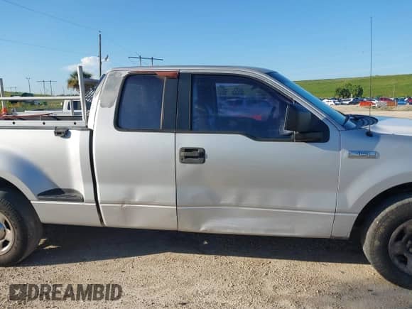 2006 Ford F-150 STX with VIN 1FTRX02W66KB83485, listed as a IAAI auction lot 42867271 with 248,910 mi miles and . Bid and sale history available at DreamBid. Image 6.