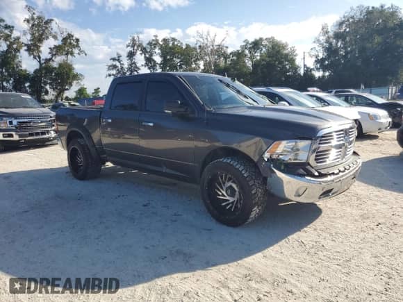 2018 Ram 1500 Big Horn z VIN 3C6RR6LT8JG154370, wystawiony jako Copart lot #84741395 z przebiegiem 189 381 mil mil oraz Szkoda całkowita • Salvage title. Historia ofert i sprzedaży dostępna na DreamBid. Obrazek 4.