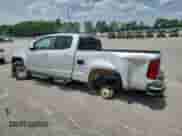 2016 Chevrolet Colorado 4WD Z71 z VIN 1GCPTDE10G1393307, wystawiony jako Copart lot #59538275 z przebiegiem 111 465 mil mil oraz Czysty tytuł • Clean title. Historia ofert i sprzedaży dostępna na DreamBid. Obrazek 2.