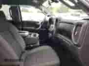 2021 Chevrolet Silverado 1500 LT с VIN 3GCUYDETXMG390420, выставлен на аукционе Copart как лот 84919714 с пробегом 30 745 миль миль и На запчасти • Non repairable. История ставок и продаж доступна на DreamBid. Изображение 5.