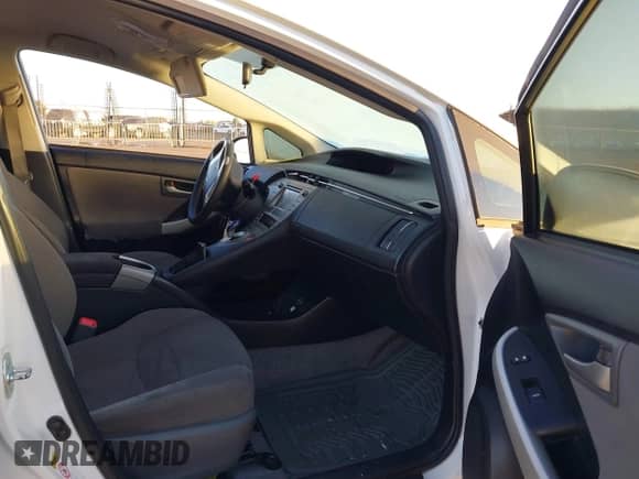 2013 Toyota Prius One с VIN JTDKN3DU9D0346756, выставлен на аукционе IAAI как лот 43487240 с пробегом 147 808 миль миль и . История ставок и продаж доступна на DreamBid. Изображение 5.