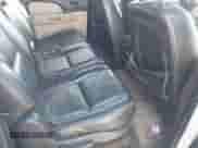 2007 Chevrolet Suburban LTZ с VIN 3GNFK16387G232063, выставлен на аукционе IAAI как лот 43366308 с пробегом 296 338 миль миль и . История ставок и продаж доступна на DreamBid. Изображение 8.