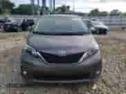 2012 Toyota Sienna SE with VIN 5TDXK3DC0CS183187, listed as a Copart auction lot 84005925 with 258,804 mi miles and Salvage title. Bid and sale history available at DreamBid. Image 5.