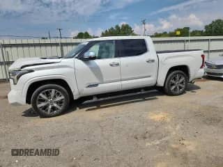 2023 Toyota Tundra Capstone Hybrid z VIN 5TFVC5DBXPX032087, wystawiony jako Copart lot #80750645 z przebiegiem 31 707 mil mil oraz Szkoda całkowita • Salvage title. Historia ofert i sprzedaży dostępna na DreamBid. Obrazek 1.