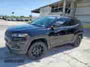 2022 Jeep Compass Altitude с VIN 3C4NJDBB8NT171503, выставлен на аукционе Copart как лот 85672265 с пробегом 45 240 миль миль и Списание • Salvage title. История ставок и продаж доступна на DreamBid. Изображение 1.