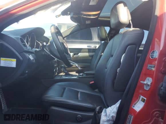 2014 Mercedes-Benz C 300 Sport with VIN WDDGF8AB7ER313762, listed as a Copart auction lot 86095955 with 166,483 mi miles and Salvage title. Bid and sale history available at DreamBid. Image 7.