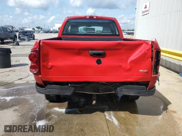 2007 Dodge 1500 SLT z VIN 3D7KR19D97G714120, wystawiony jako Copart lot #56861854 z przebiegiem 162 633 mil mil oraz Szkoda całkowita • Salvage title. Historia ofert i sprzedaży dostępna na DreamBid. Obrazek 6.