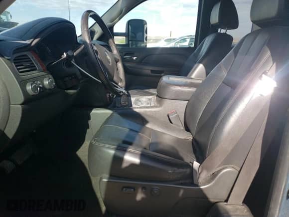 2009 Chevrolet Silverado 1500 LTZ с VIN 1GCEK39J29Z119058, выставлен на аукционе Copart как лот 53058505 с пробегом 173 423 миль миль и Списание • Salvage title. История ставок и продаж доступна на DreamBid. Изображение 7.