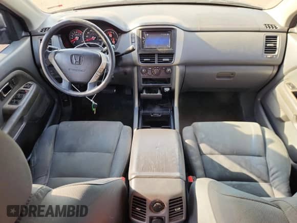 2007 Honda Pilot LX с VIN 2HKYF18177H500576, выставлен на аукционе Copart как лот 69687025 с пробегом 165 951 миль миль и Списание • Salvage title. История ставок и продаж доступна на DreamBid. Изображение 8.