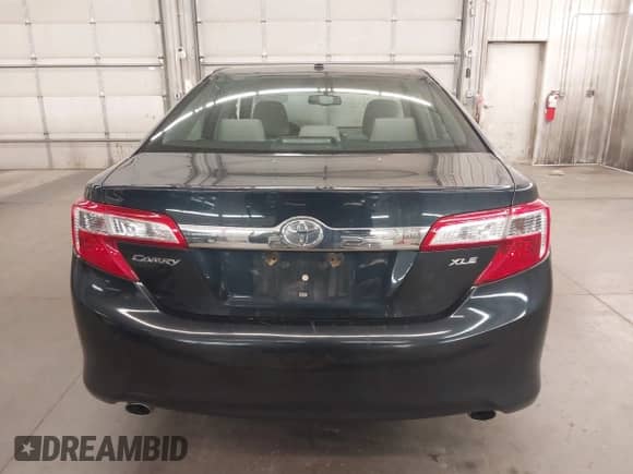 2014 Toyota Camry SE z VIN 4T1BK1FK5EU541512, wystawiony jako IAAI lot #43072959 z przebiegiem 193 563 mil mil oraz . Historia ofert i sprzedaży dostępna na DreamBid. Obrazek 17.