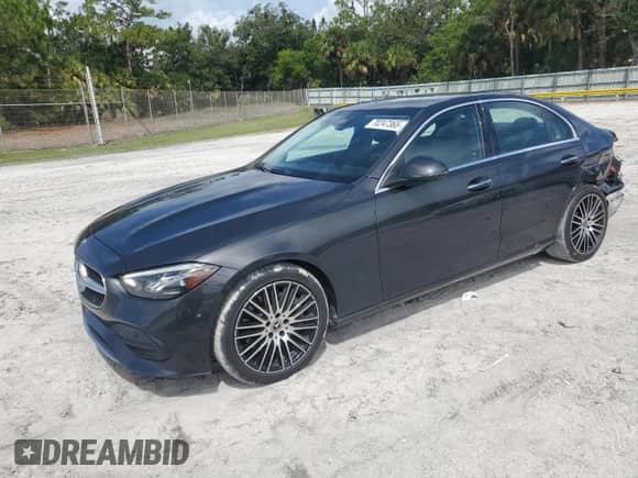 2022 Mercedes-Benz C 300 с VIN W1KAF4GB3NR057996, выставлен на аукционе Copart как лот 70247365 с пробегом 80 434 миль миль и Списание • Salvage title. История ставок и продаж доступна на DreamBid. Изображение 1.