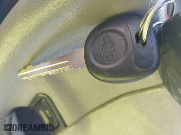 2000 Chevrolet Impala LS с VIN 2G1WH55K2Y9218638, выставлен на аукционе IAAI как лот 43010031 с пробегом 140 072 миль миль и . История ставок и продаж доступна на DreamBid. Изображение 11.