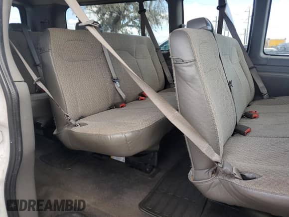 2017 Chevrolet Express Passenger LT с VIN 1GAZGPFF7H1134008, выставлен на аукционе Copart как лот 82833454 с пробегом 43 877 миль миль и Списание • Salvage title. История ставок и продаж доступна на DreamBid. Изображение 11.