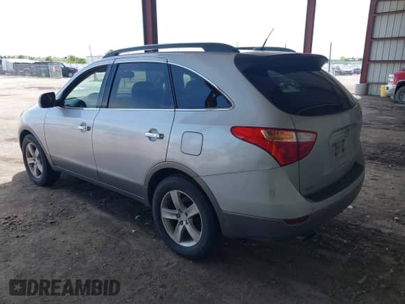 2008 Hyundai Veracruz GLS z VIN KM8NU73C88U045695, wystawiony jako IAAI lot #42533726 z przebiegiem 245 893 mil mil oraz . Historia ofert i sprzedaży dostępna na DreamBid. Obrazek 3.