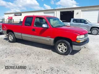 1999 Chevrolet Silverado 1500 LS with VIN 1GCEK19T2XE223530, listed as a IAAI auction lot 43355948 with 429,462 mi miles and . Bid and sale history available at DreamBid. Image 1.