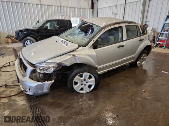2007 Dodge Caliber SXT с VIN 1B3HB48B07D263572, выставлен на аукционе Copart как лот 84393795 с пробегом Не указан миль и На запчасти • Non repairable. История ставок и продаж доступна на DreamBid. Изображение 1.
