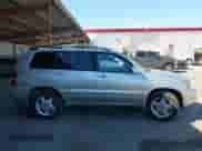 2007 Toyota Highlander Limited z VIN JTEEP21A270227295, wystawiony jako IAAI lot #43364359 z przebiegiem 228 075 mil mil oraz . Historia ofert i sprzedaży dostępna na DreamBid. Obrazek 13.