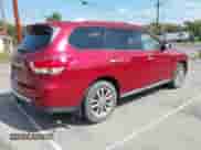 2014 Nissan Pathfinder SV z VIN 5N1AR2MN8EC732048, wystawiony jako IAAI lot #43437592 z przebiegiem 133 609 mil mil oraz . Historia ofert i sprzedaży dostępna na DreamBid. Obrazek 4.