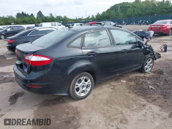 2015 Ford Fiesta SE с VIN 3FADP4BJXFM219960, выставлен на аукционе IAAI как лот 43281384 с пробегом 122 876 миль миль и . История ставок и продаж доступна на DreamBid. Изображение 4.