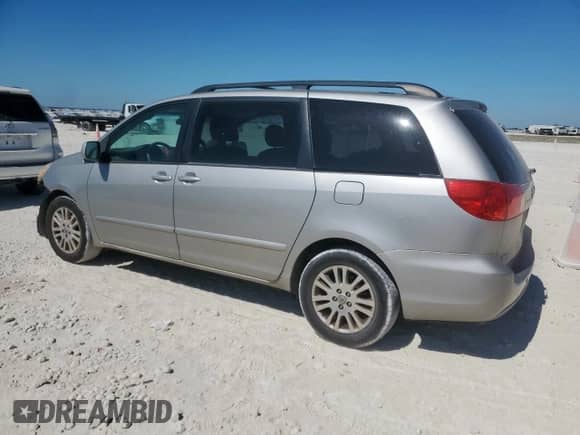 2010 Toyota Sienna XLE с VIN 5TDYK4CC3AS294874, выставлен на аукционе Copart как лот 85746225 с пробегом 178 594 миль миль и Списание • Salvage title. История ставок и продаж доступна на DreamBid. Изображение 2.