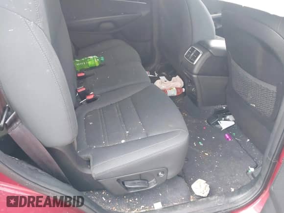 2020 Kia Sorento L with VIN 5XYPG4A32LG676233, listed as a IAAI auction lot 41521224 with 67,440 mi miles and . Bid and sale history available at DreamBid. Image 8.