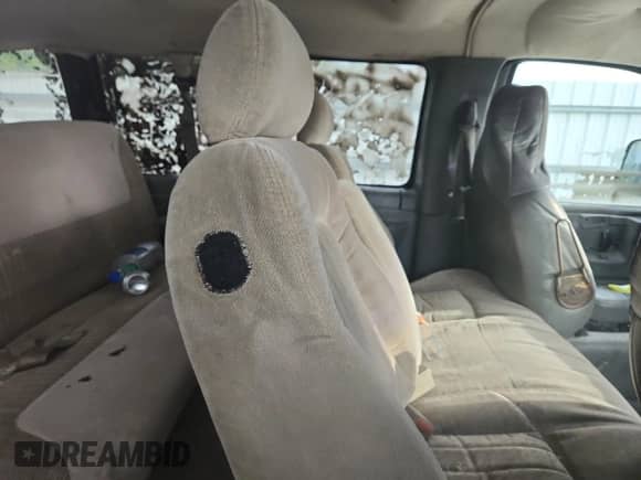 2005 Chevrolet Express Passenger с VIN 1GAHG39U351106832, выставлен на аукционе Copart как лот 65156805 с пробегом 293 700 миль миль и Списание • Salvage title. История ставок и продаж доступна на DreamBid. Изображение 11.