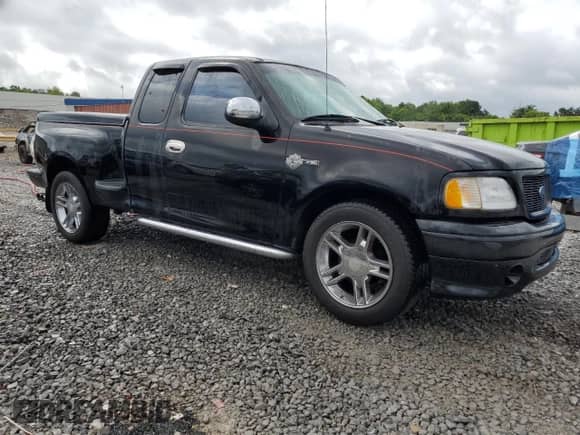 2000 Ford F-150 XL z VIN 2FTRX07L9YCA98470, wystawiony jako Copart lot #60734265 z przebiegiem Nie podano mil oraz Szkoda całkowita • Salvage title. Historia ofert i sprzedaży dostępna na DreamBid. Obrazek 4.