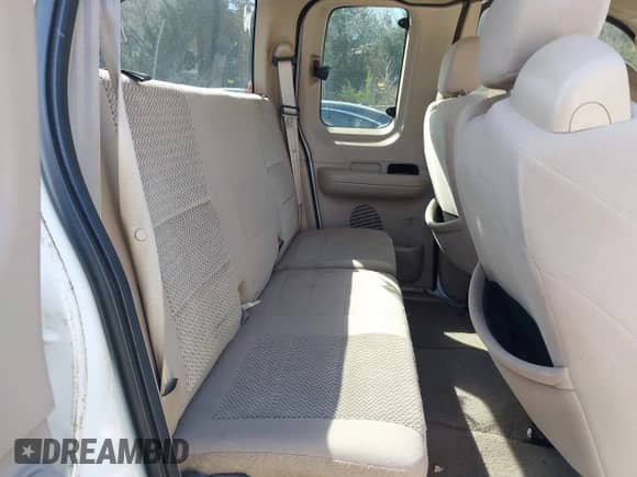 2003 Ford F-150 XL with VIN 1FTRX17W03NA37401, listed as a IAAI auction lot 41724466 with 350,336 mi miles and . Bid and sale history available at DreamBid. Image 8.