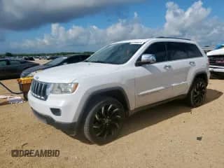 2013 Jeep Grand Cherokee Limited с VIN 1C4RJEBGXDC546160, выставлен на аукционе Copart как лот 62994615 с пробегом 203 897 миль миль и Списание • Salvage title. История ставок и продаж доступна на DreamBid. Изображение 1.