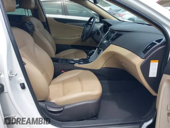 2013 Hyundai Sonata Limited with VIN KMHEC4A48DA080374, listed as a IAAI auction lot 42362055 with Not provided miles and . Bid and sale history available at DreamBid. Image 5.