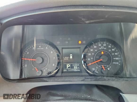 2017 Toyota Sienna LE Auto Access Seat с VIN 5TDKZ3DC3HS850430, выставлен на аукционе Copart как лот 71552575 с пробегом 122 998 миль миль и Списание • Salvage title. История ставок и продаж доступна на DreamBid. Изображение 9.