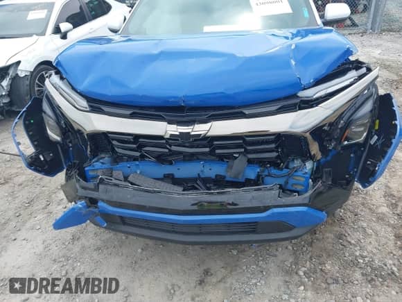 2025 Chevrolet Equinox FWD ACTIV с VIN 3GNAXKEG3SL232459, выставлен на аукционе IAAI как лот 43098001 с пробегом 3 071 миль миль и . История ставок и продаж доступна на DreamBid. Изображение 6.