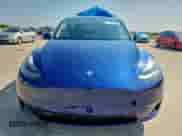 2024 Tesla Model Y Long Range with VIN 7SAYGDEE2RA279895, listed as a Copart auction lot 72039455 with 18,522 mi miles and Salvage title. Bid and sale history available at DreamBid. Image 5.