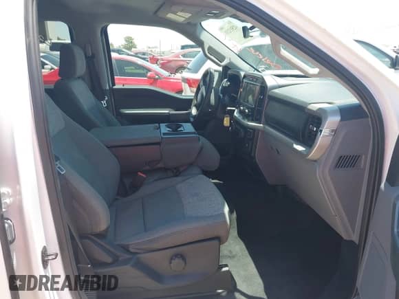 2023 Ford F-150 XL с VIN 1FTEW1C81PKD69556, выставлен на аукционе IAAI как лот 42503233 с пробегом 57 679 миль миль и . История ставок и продаж доступна на DreamBid. Изображение 5.