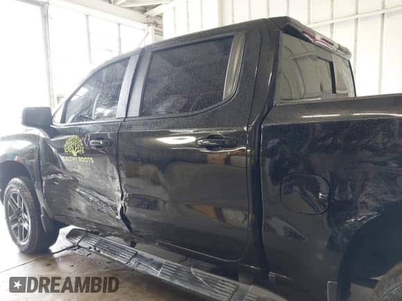 2024 Chevrolet Silverado 1500 LT Trail Boss with VIN 3GCUDFE83RG309753, listed as a IAAI auction lot 43305258 with 28,478 mi miles and . Bid and sale history available at DreamBid. Image 14.