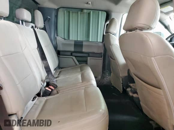 2021 Ford F-250 XL z VIN 1FT7W2BT7MEC20437, wystawiony jako Copart lot #85900385 z przebiegiem 185 710 mil mil oraz Czysty tytuł • Clean title. Historia ofert i sprzedaży dostępna na DreamBid. Obrazek 10.